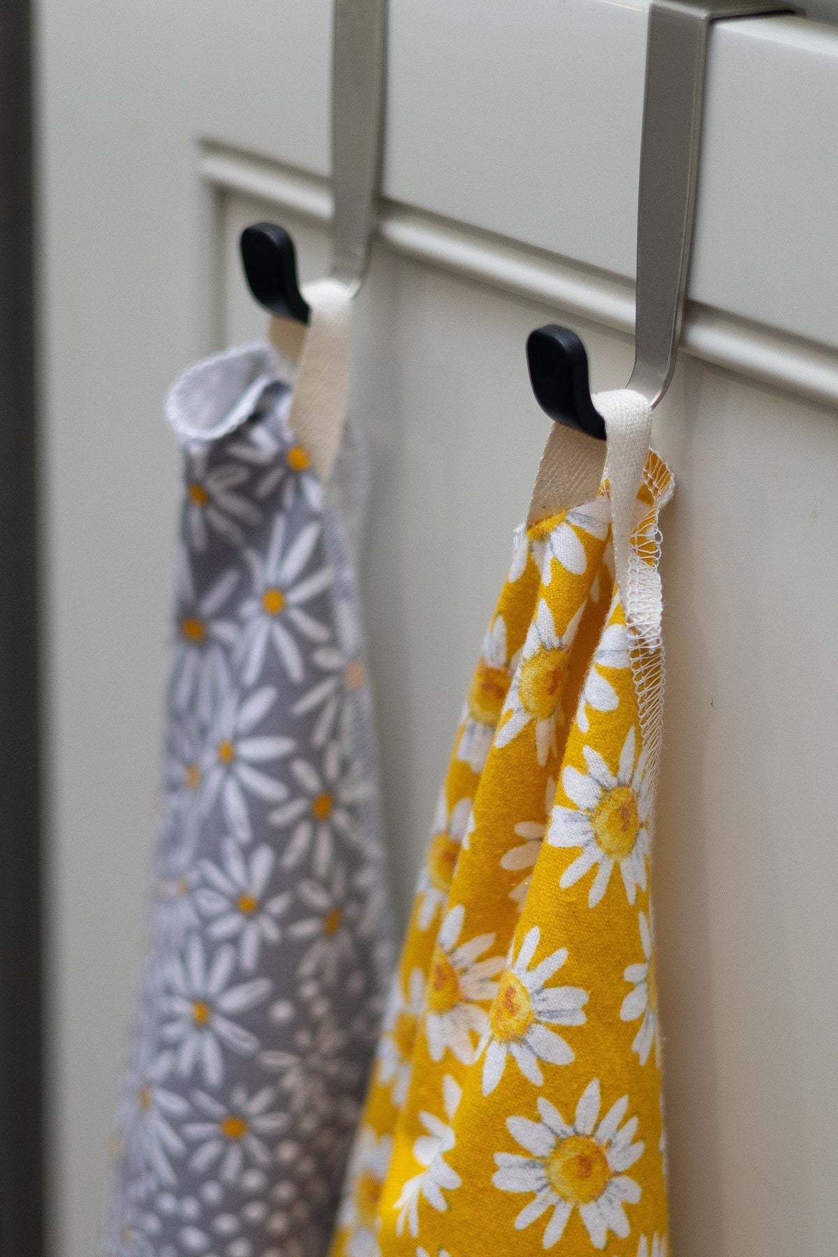 Kitchen Towels--Set of 2--Surprise Prints