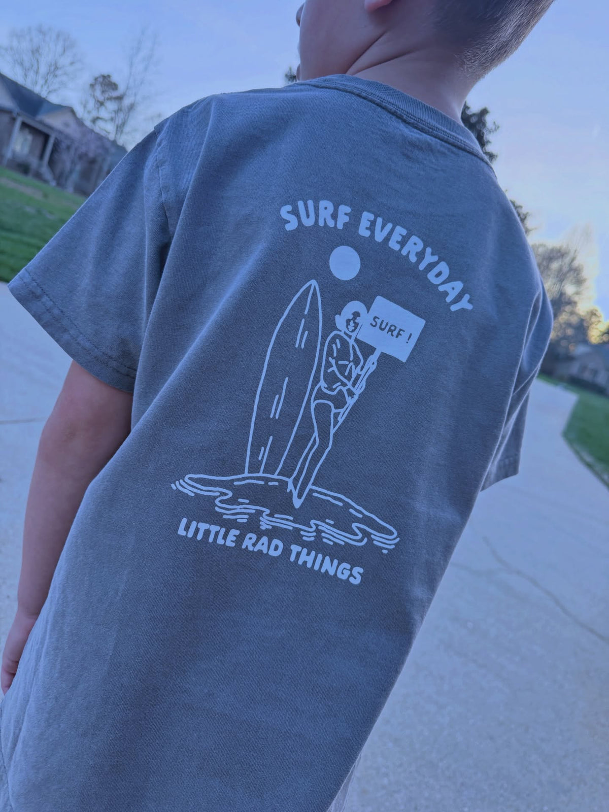 SURFS UP GIRL TEE