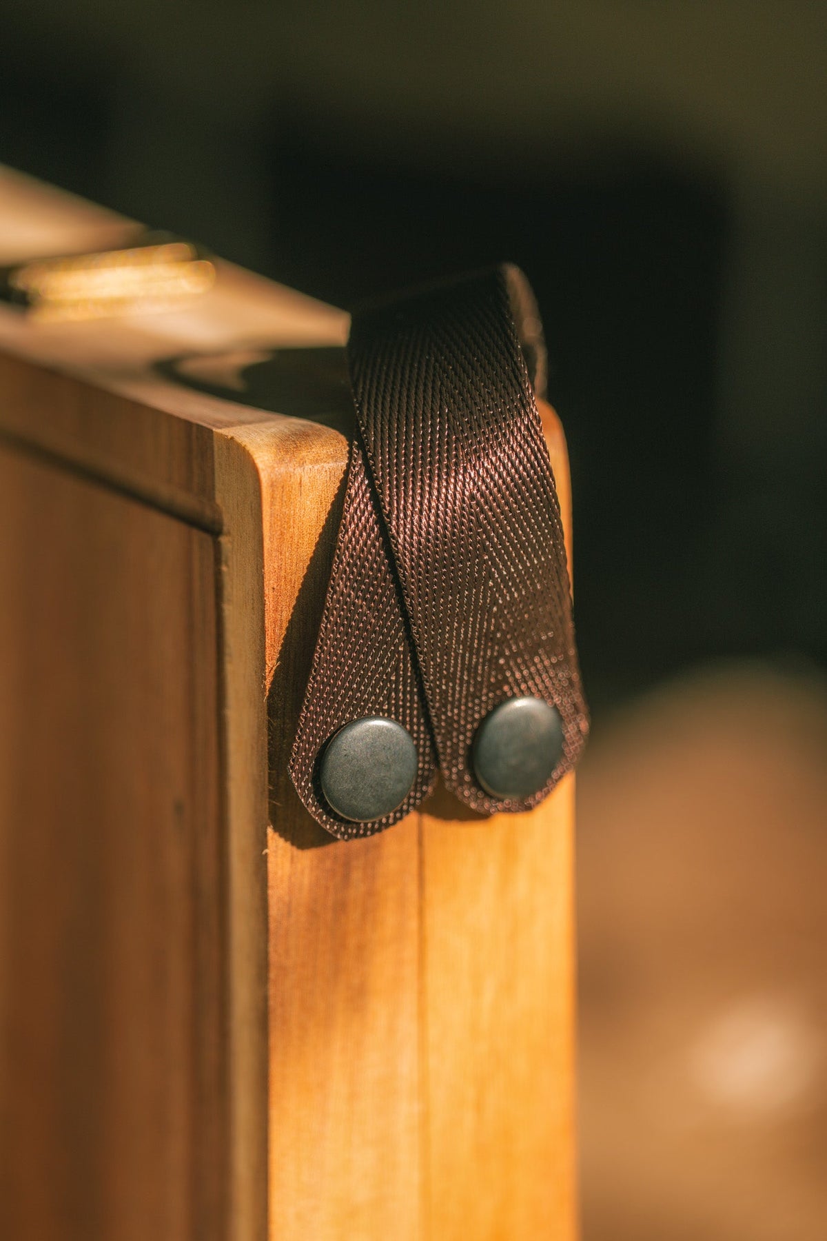 Acacia Folding Cheese Board with Webbing Handles