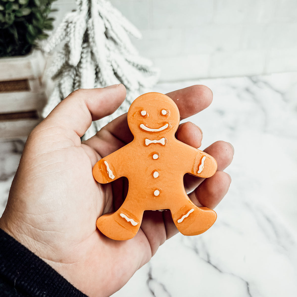 Gingerbread Man Mini Candle