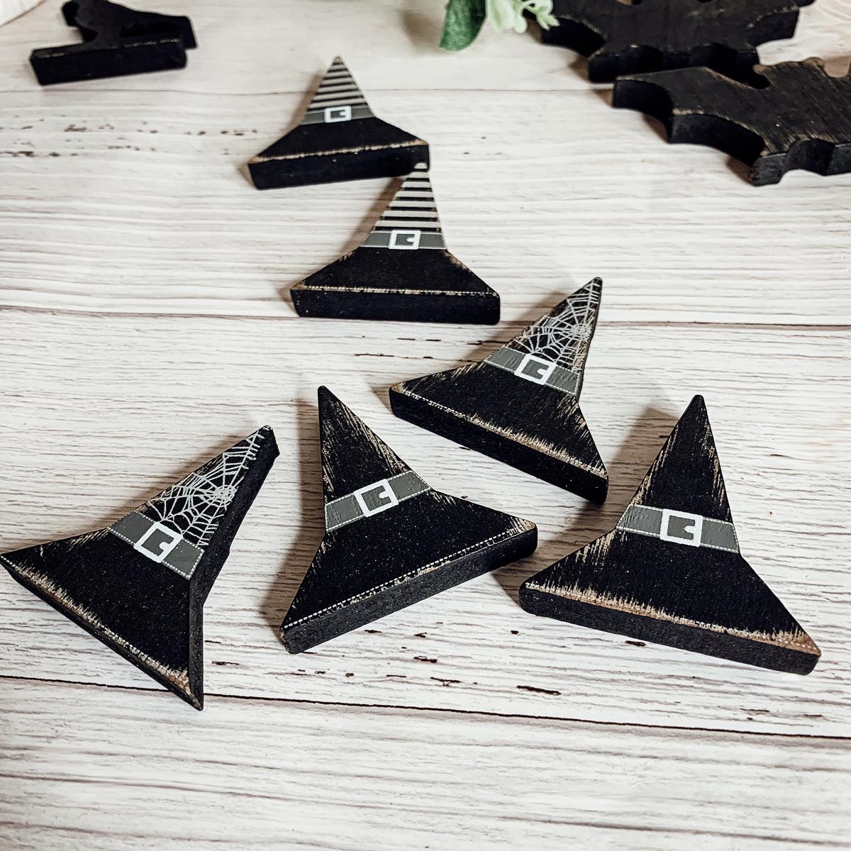 Spooky Little Wooden Halloween Decor – 6 Piece Set
