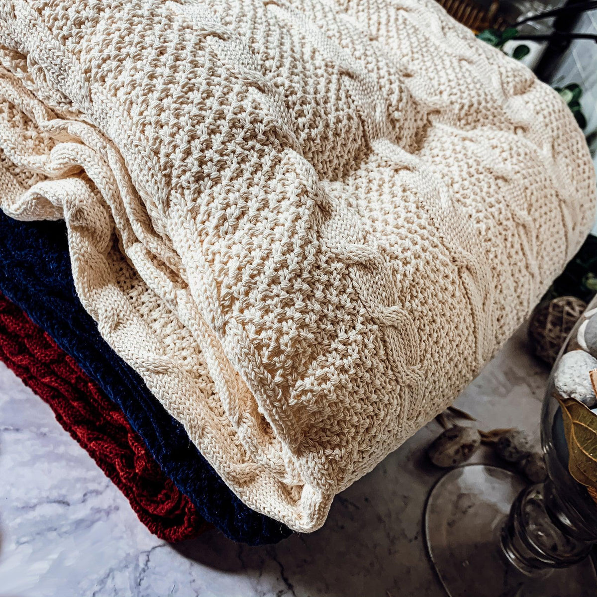 Classic Cable Knit Sweater Throw Blanket