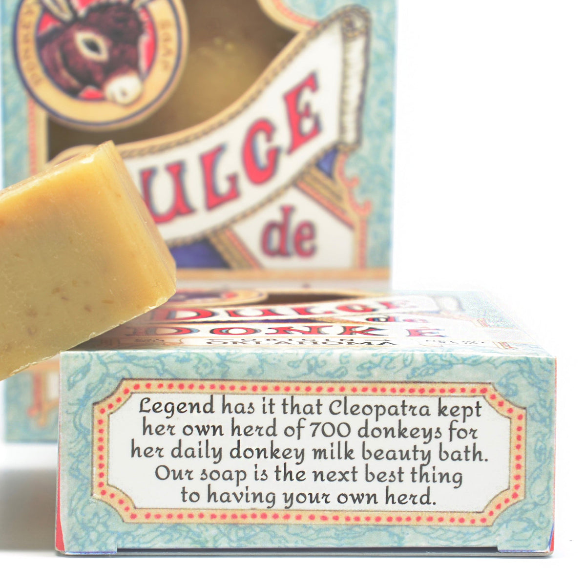Orange & clove cream deodorant from Dulcededonke, made with coconut oil, American beeswax and essential oils. Aluminum and baking soda free.