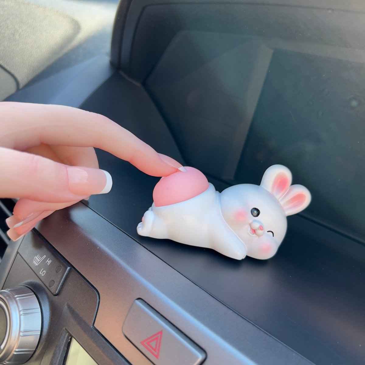 Cute Animal Car Ornament – Resin Bouncy Butt Dashboard Accessory