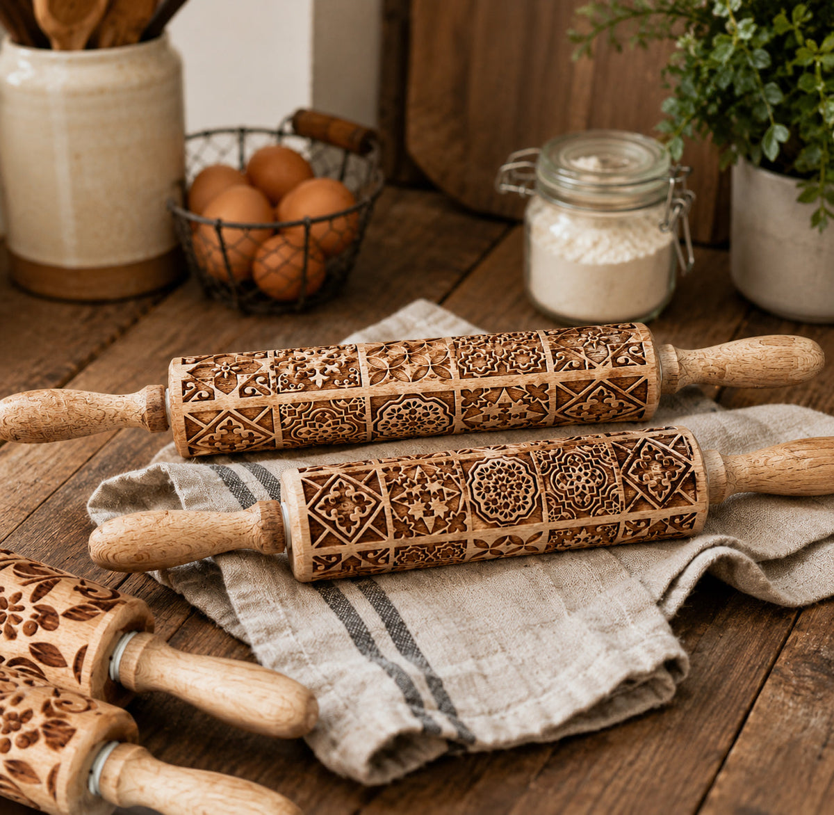 Decorative Embossed Wooden Rolling Pins for Baking