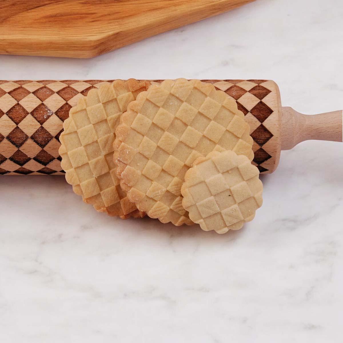 Courtly Check & Diamond Wooden Rolling Pin