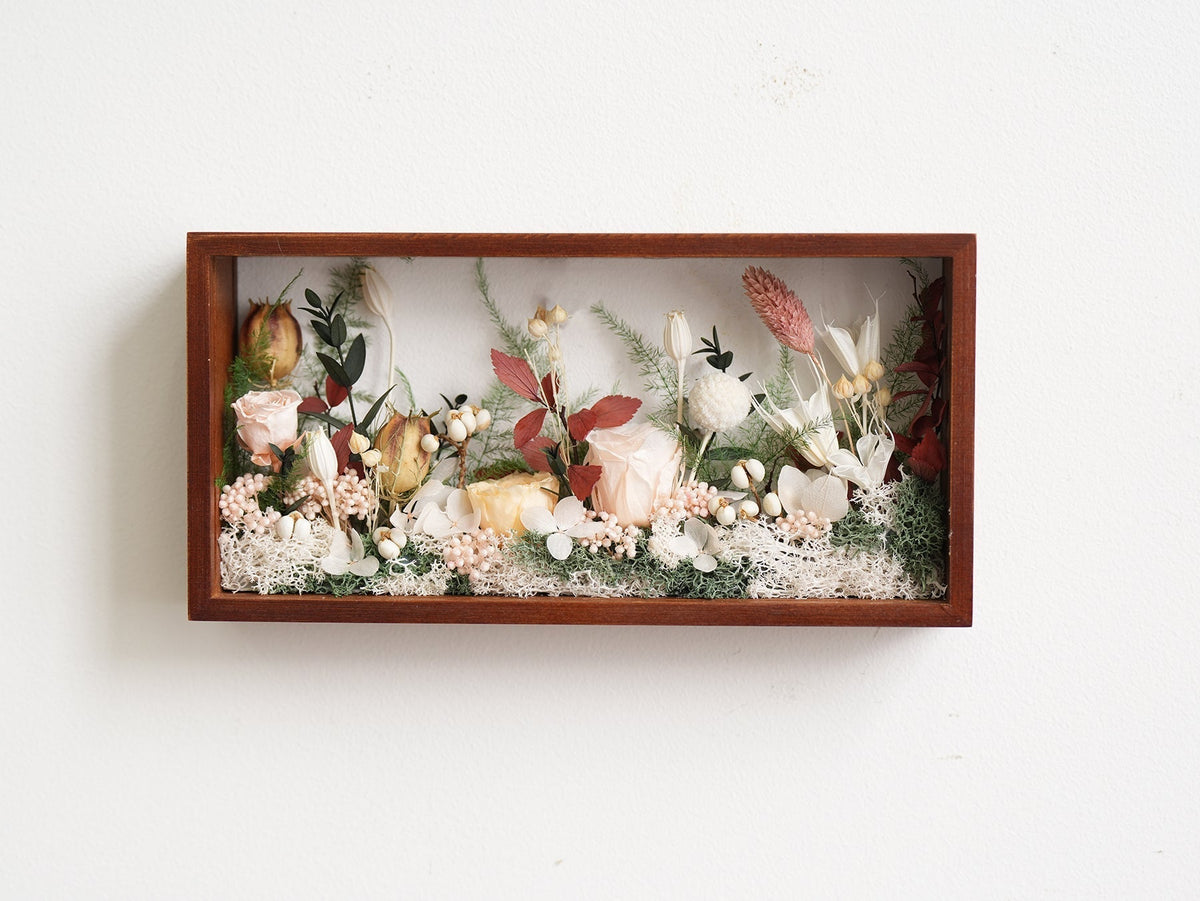 "Micro Landscape Frame" - Real Preserved Flower Mini Garden Shadow Box (Panoramic Desk Decor)