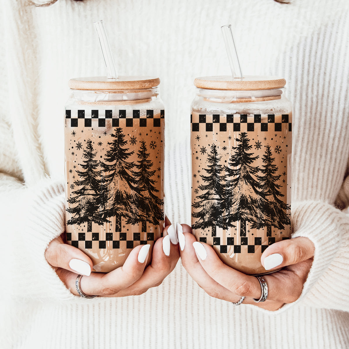 Retro Christmas Tree 17 oz Glass Tumbler