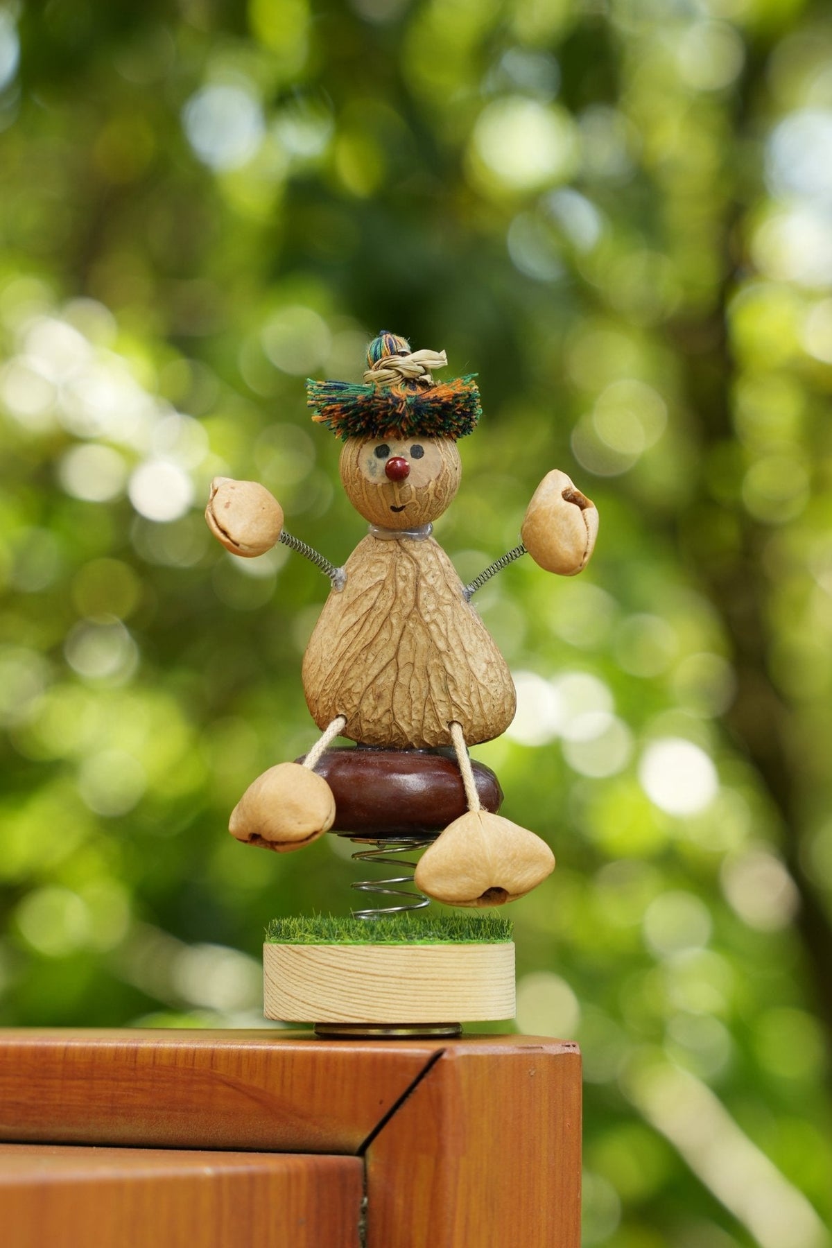 "Little Nut Guardian" Seed Car Ornament