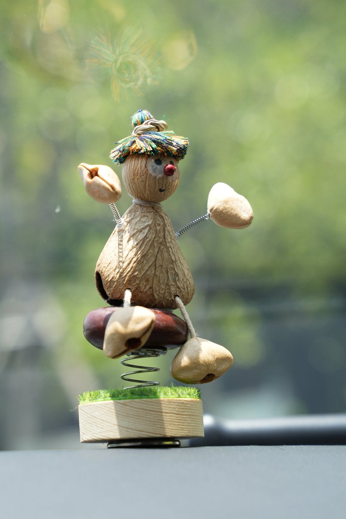 "Little Nut Guardian" Seed Car Ornament